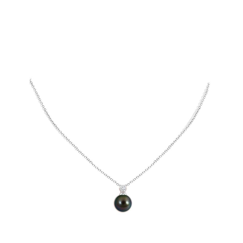 10mm AAAA Tahitian Pearl Pendant with Bezel Diamond in P950 Platinum body-neck