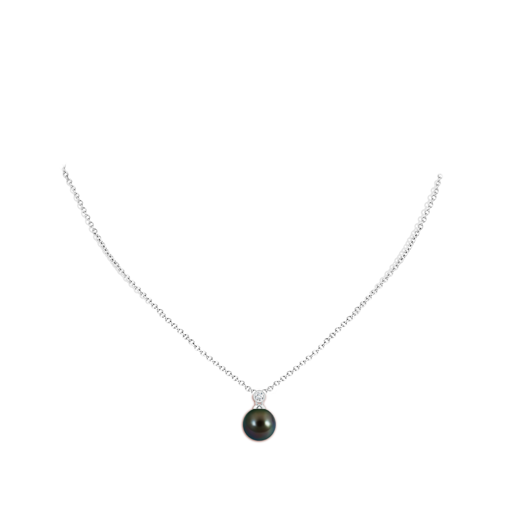 9mm AAAA Tahitian Pearl Pendant with Bezel Diamond in White Gold Body-Neck