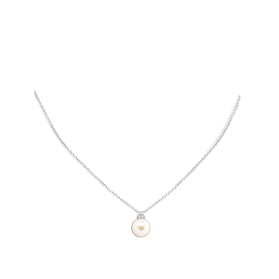 10mm AAA Freshwater Pearl and Trio Diamond Pendant in White Gold pen