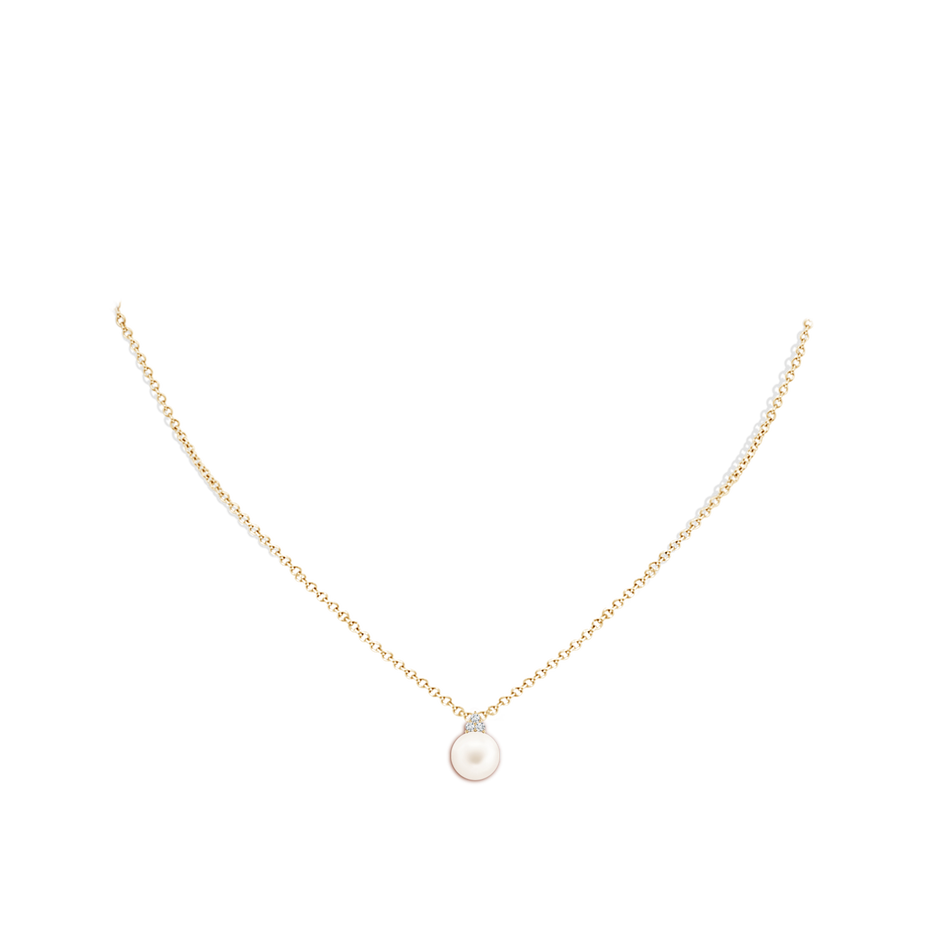 8mm AA Freshwater Pearl and Trio Diamond Pendant in Yellow Gold pen