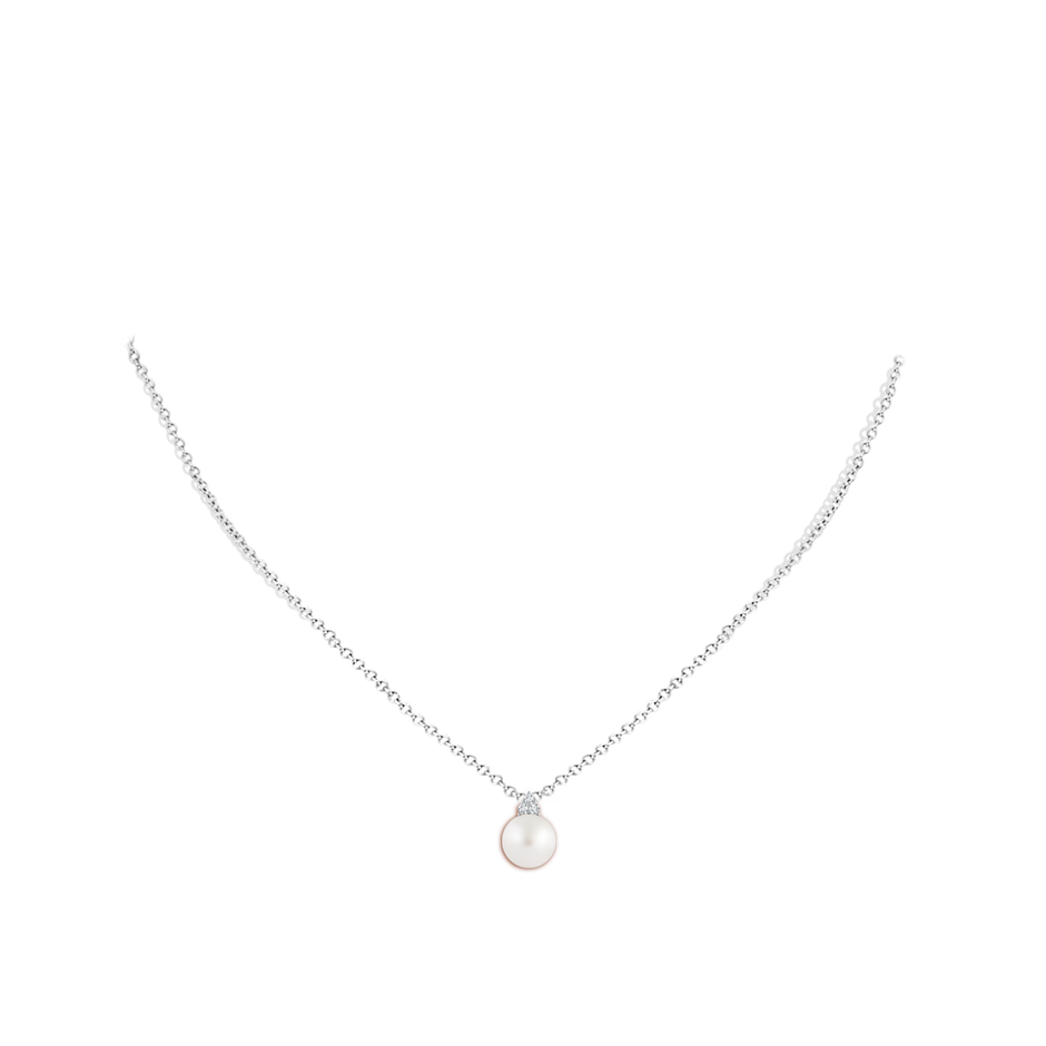 8mm AA South Sea Pearl and Trio Diamond Pendant in P950 Platinum pen