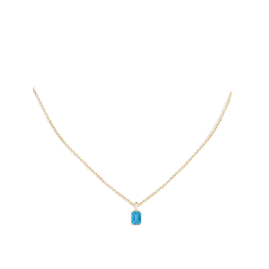 7x5mm AAAA Emerald-Cut Fancy Intense Blue Diamond Solitaire Pendant in Yellow Gold pen
