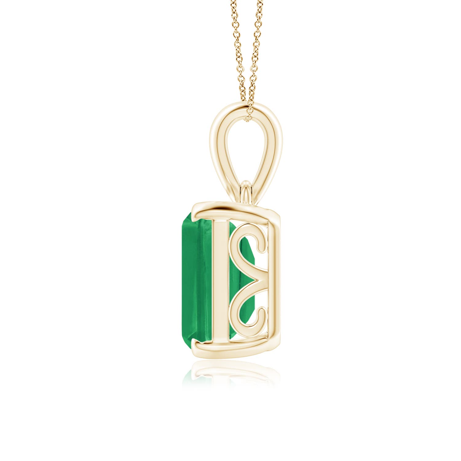 A - Emerald / 5.75 CT / 14 KT Yellow Gold