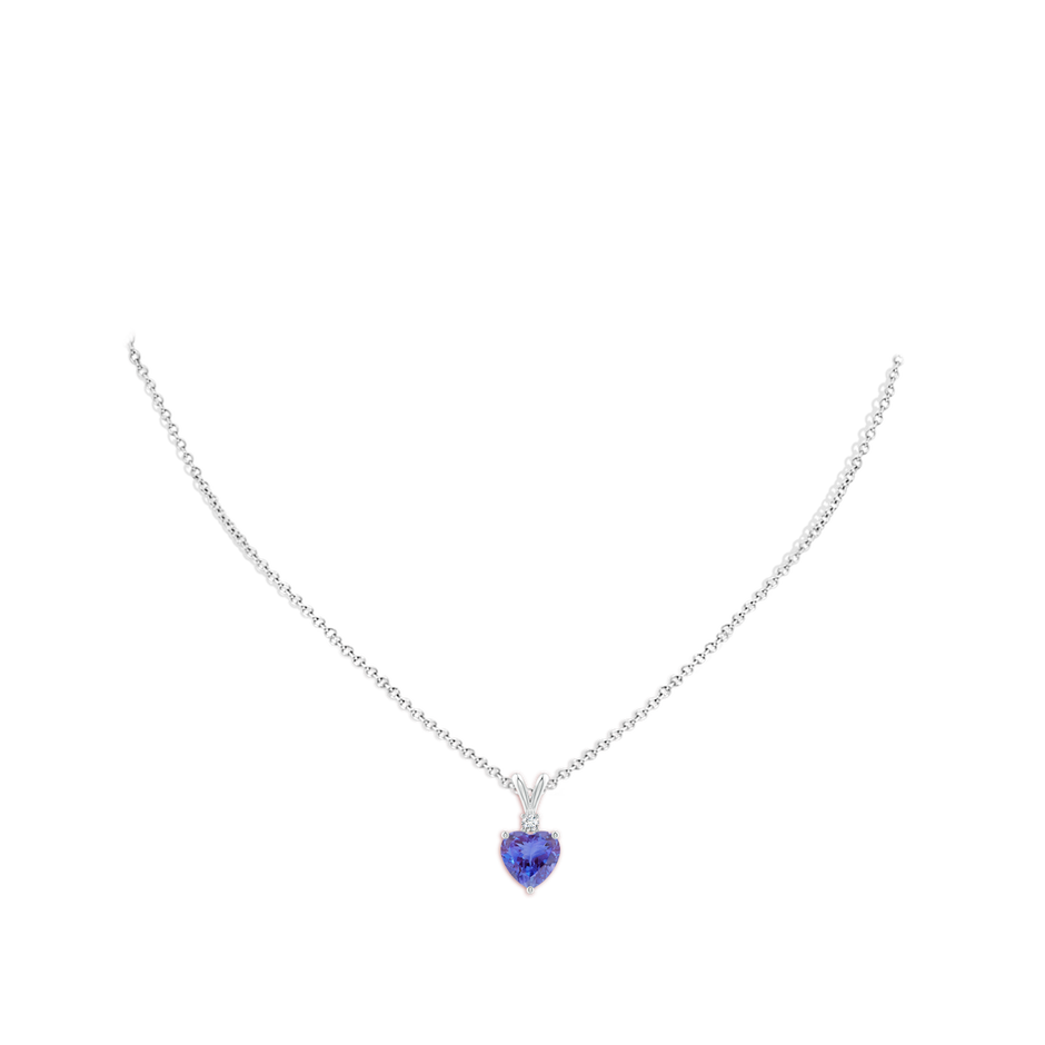 8mm AA Heart-Shaped Tanzanite V-Bale Pendant with Diamond in P950 Platinum pen