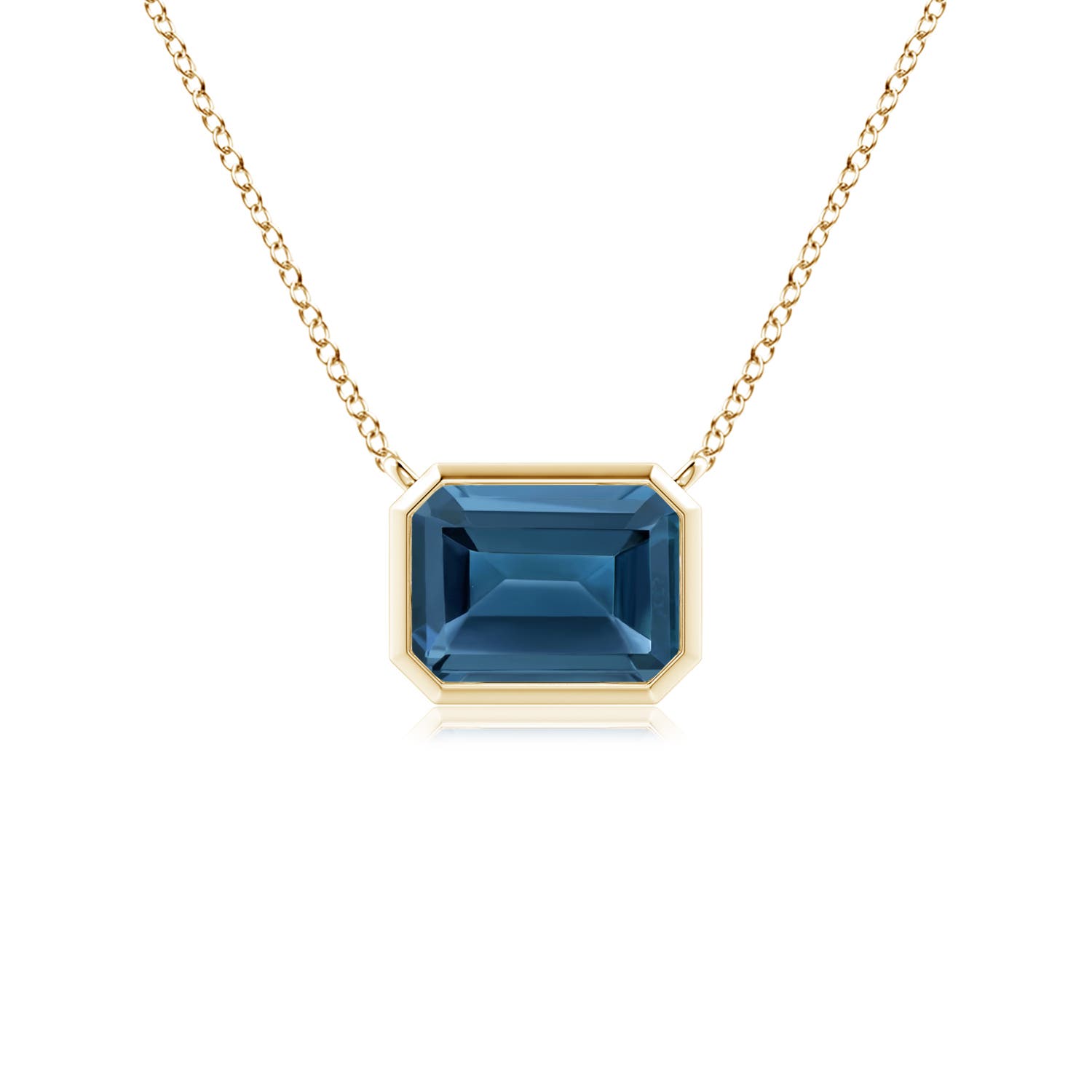 AA - London Blue Topaz / 1.2 CT / 14 KT Yellow Gold