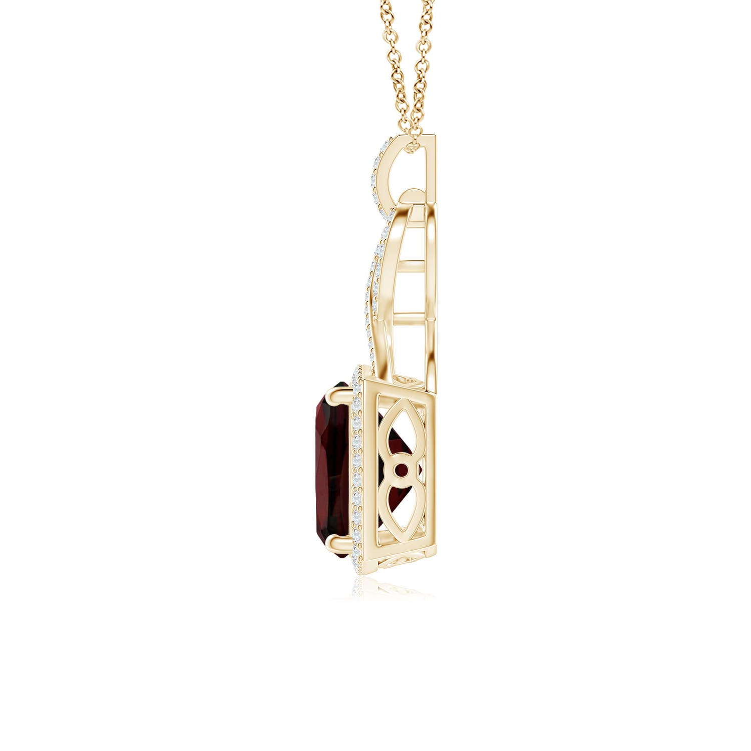 AA - Garnet / 4.51 CT / 14 KT Yellow Gold