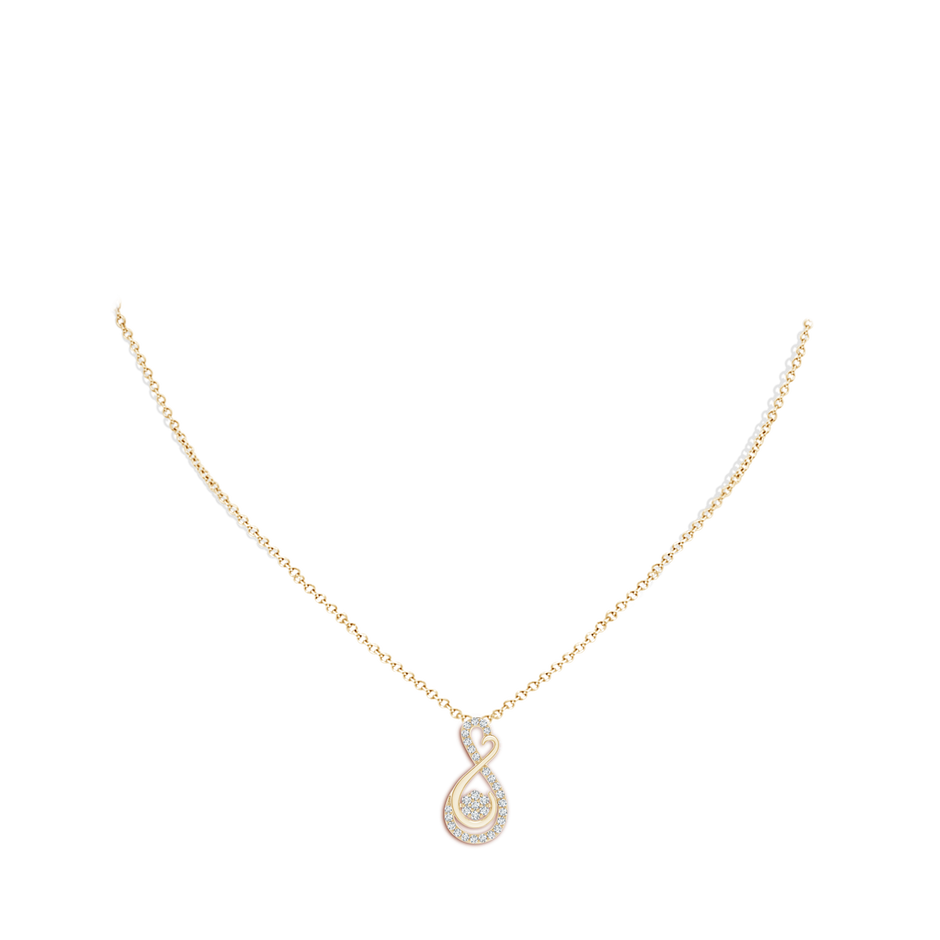 1.35mm GVS2 Cluster Diamond Infinity Heart Pendant in Yellow Gold body-neck