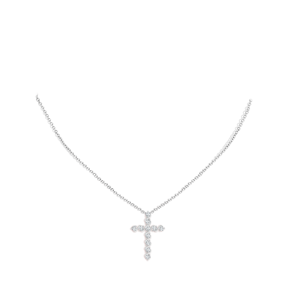1.6mm GVS2 Prong and Bar Set Diamond Cross Pendant in P950 Platinum pen