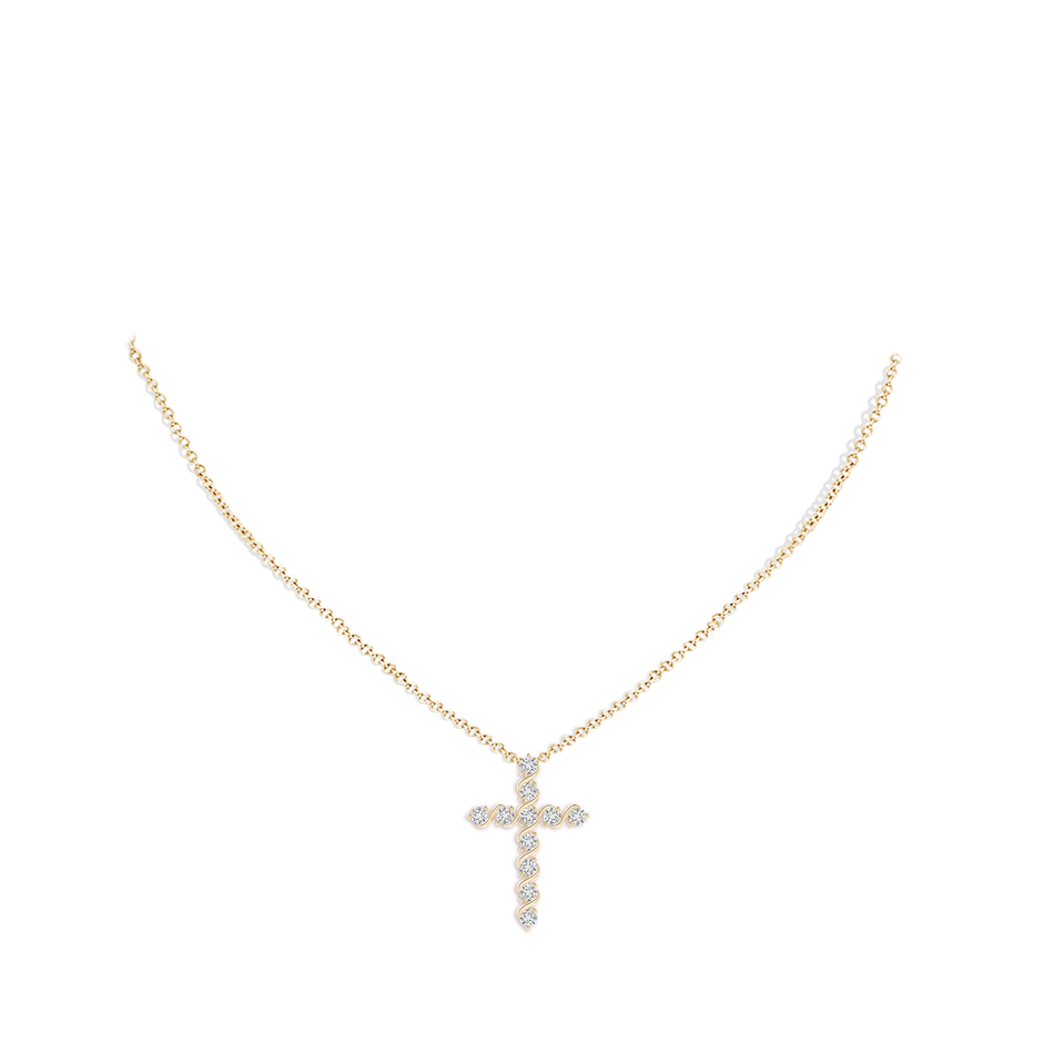 1.6mm HSI2 Prong and Bar Set Diamond Cross Pendant in Yellow Gold pen