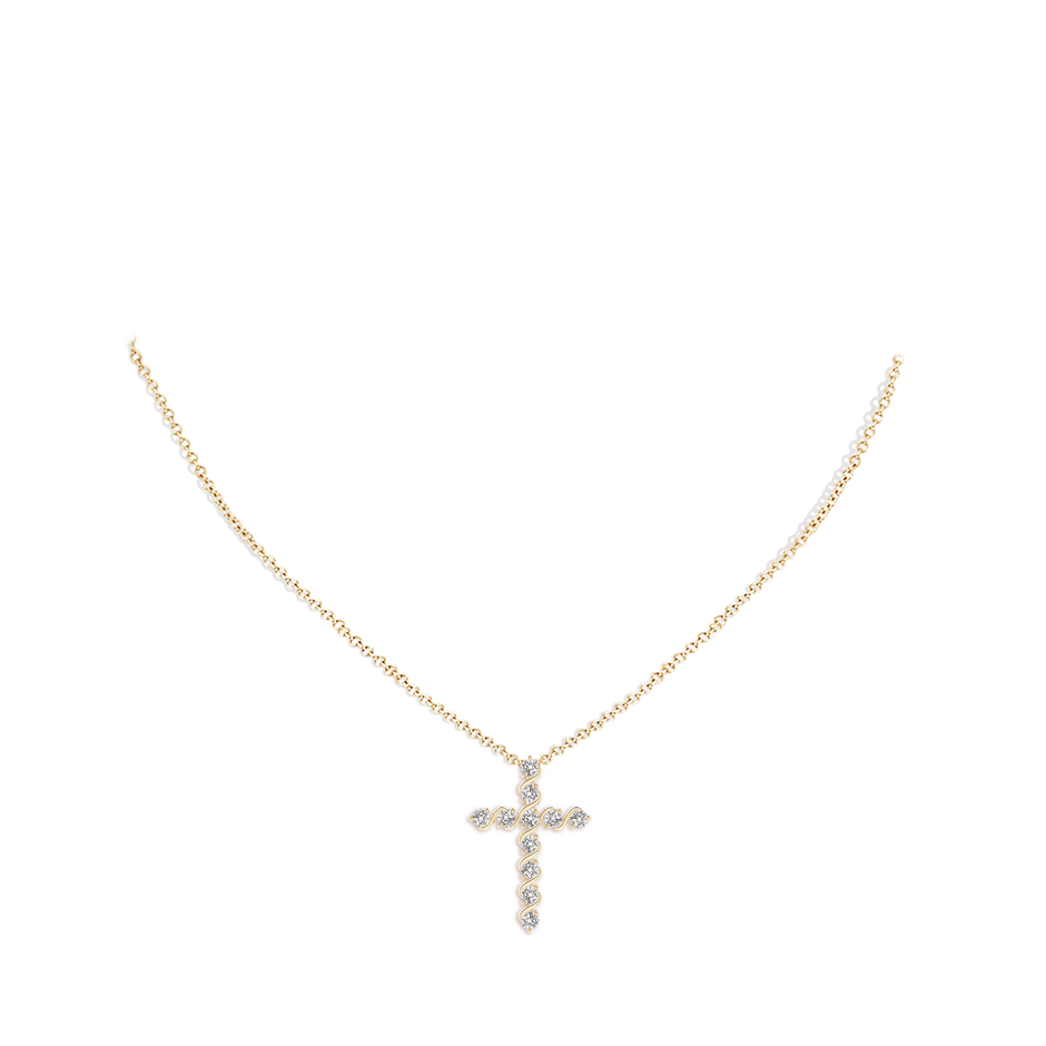 1.6mm IJI1I2 Prong and Bar Set Diamond Cross Pendant in Yellow Gold pen