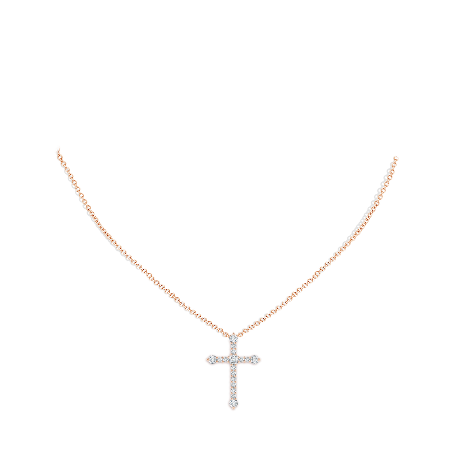 2.4mm GVS2 Prong-Set Diamond Budded Cross Pendant in Rose Gold pen