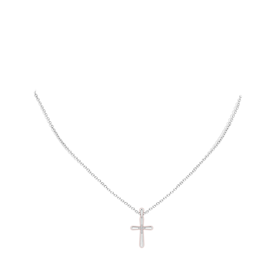 1.2mm HSI2 Prong-Set Diamond Fluted Cross Pendant in White Gold pen