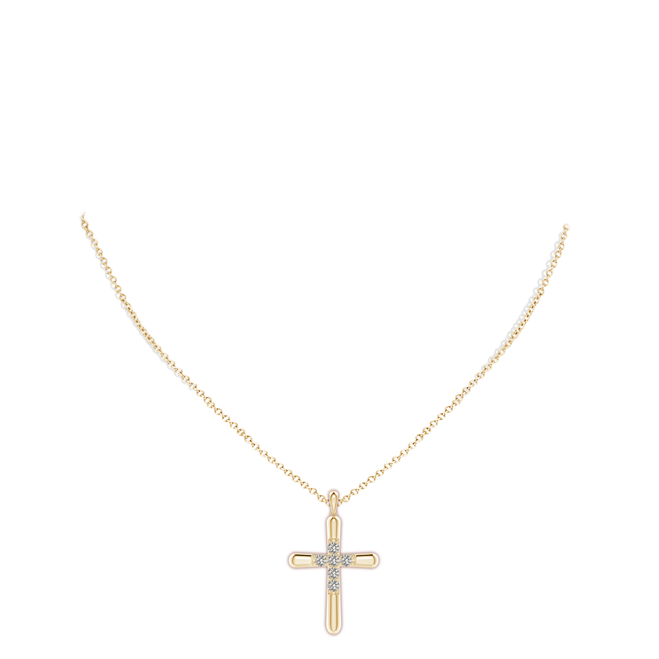 3.6mm KI3 Prong-Set Diamond Fluted Cross Pendant in Yellow Gold pen