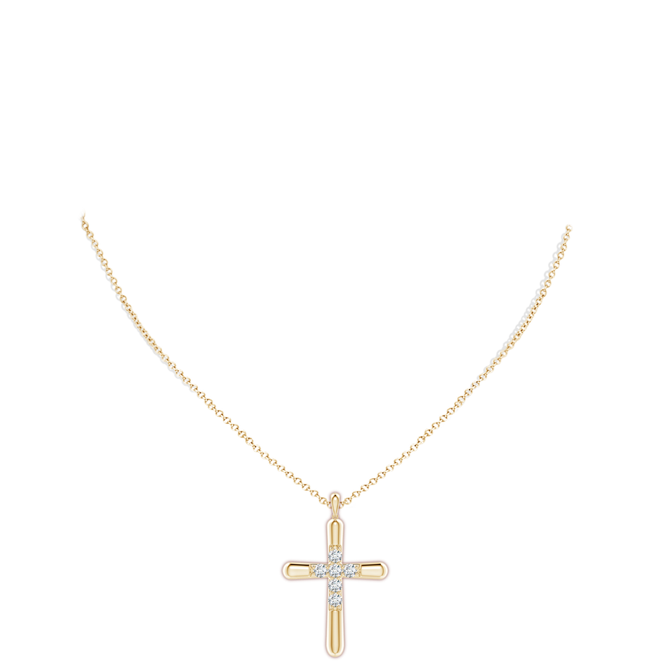 4.1mm GVS2 Prong-Set Diamond Fluted Cross Pendant in Yellow Gold pen