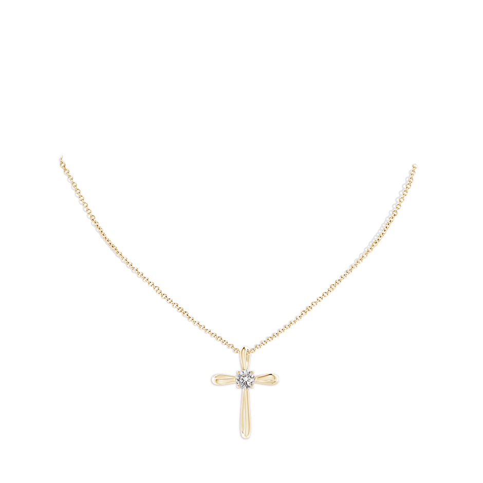 5.1mm IJI1I2 Twisted Cross Pendant with Diamond in Yellow Gold pen