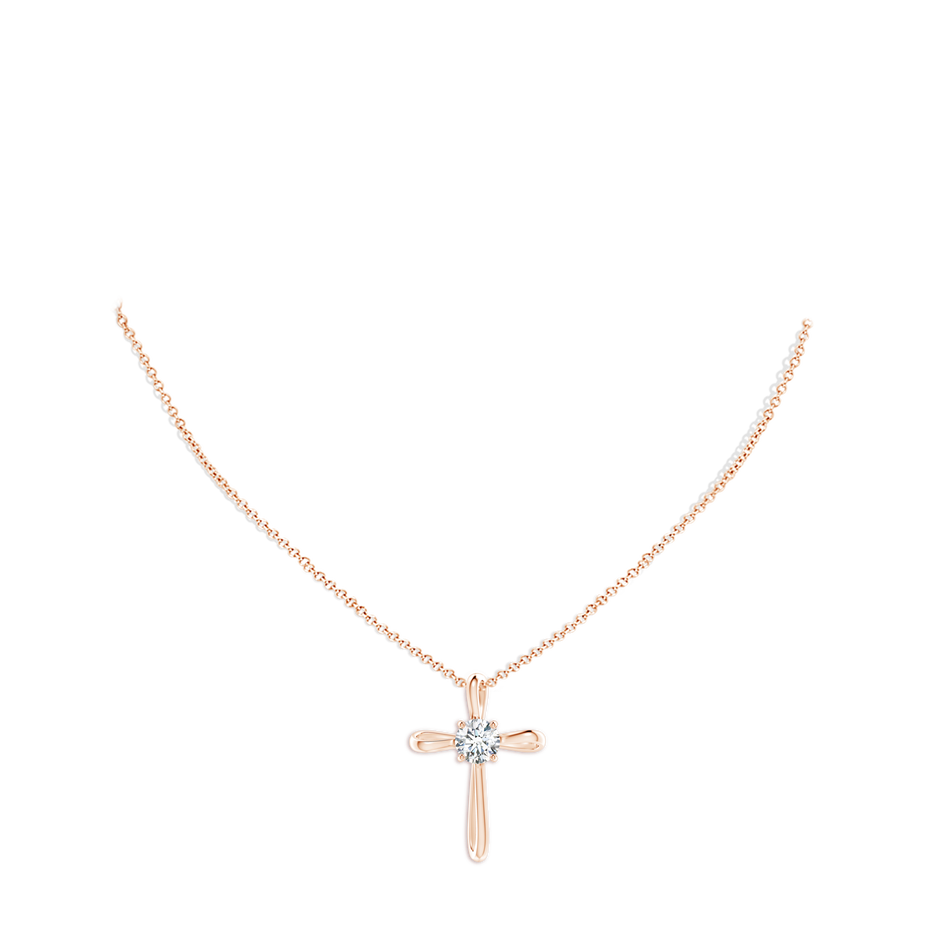 7.4mm GVS2 Twisted Cross Pendant with Diamond in Rose Gold pen