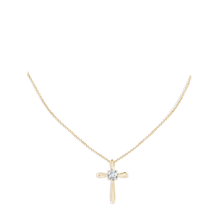 7.4mm GVS2 Twisted Cross Pendant with Diamond in Yellow Gold pen
