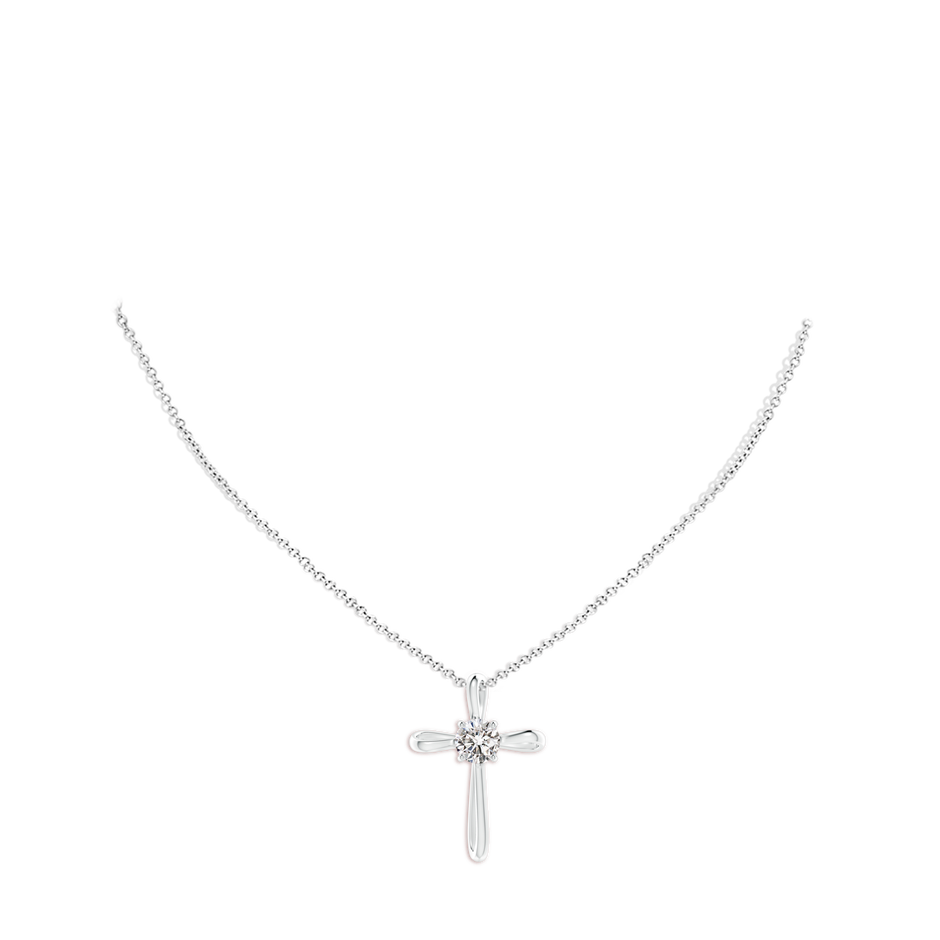 7.4mm IJI1I2 Twisted Cross Pendant with Diamond in P950 Platinum pen
