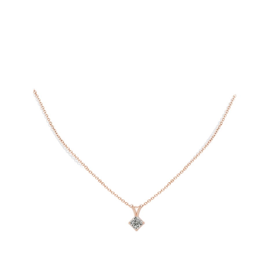 6.8mm KI3 Prong-Set Princess-Cut Diamond Solitaire V-Bale Pendant in Rose Gold pen