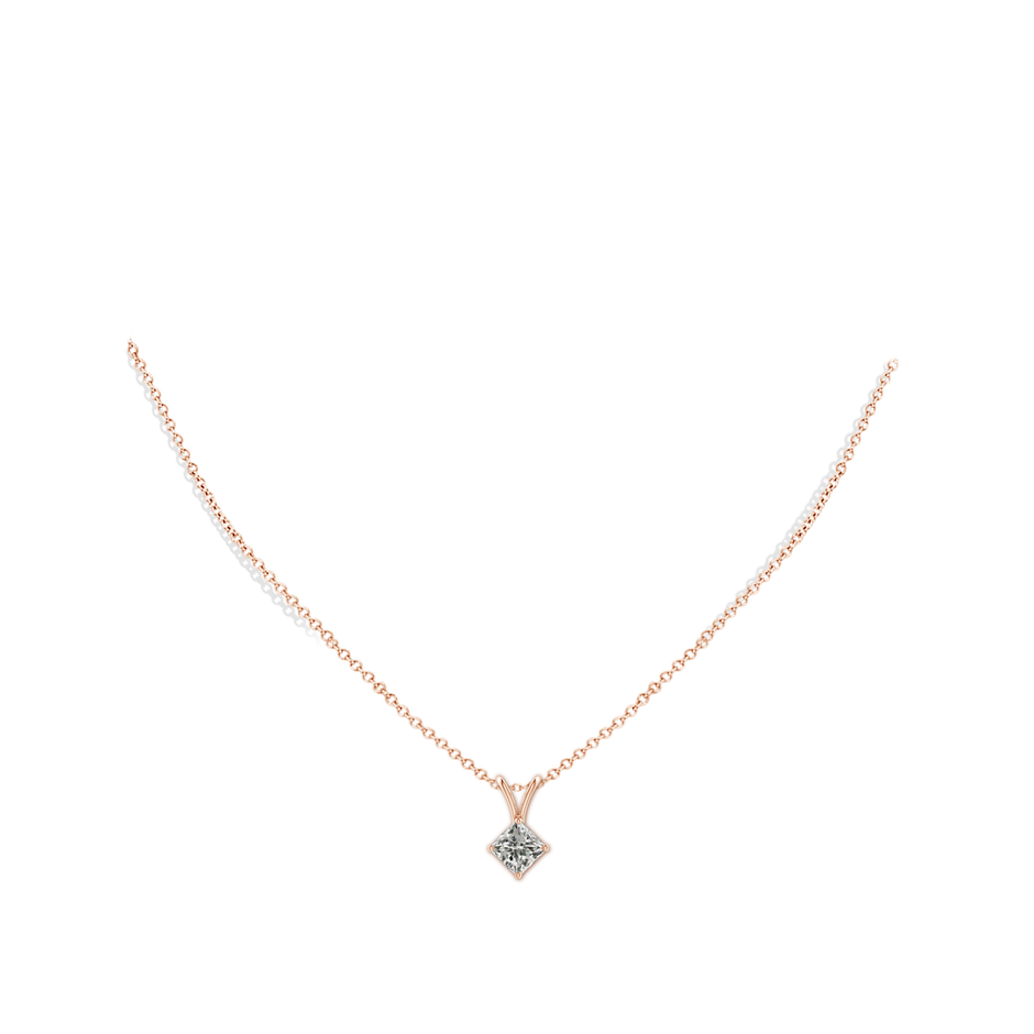7.9mm KI3 Prong-Set Princess-Cut Diamond Solitaire V-Bale Pendant in Rose Gold pen