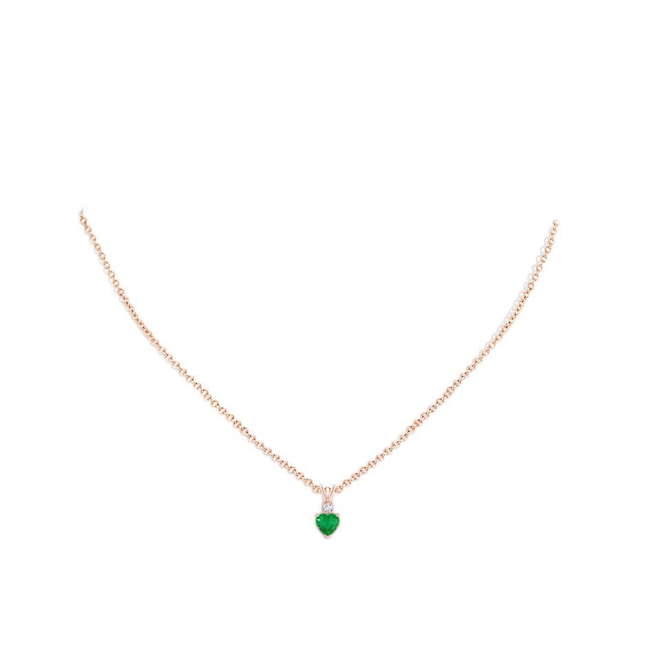 5mm AA Heart-Shaped Emerald Rabbit Ear Bale Pendant in Rose Gold body-neck