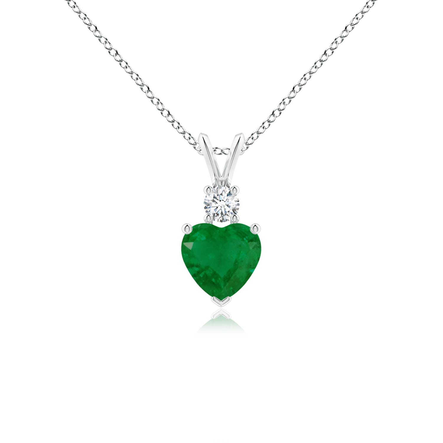 A - Emerald / 0.68 CT / 14 KT White Gold