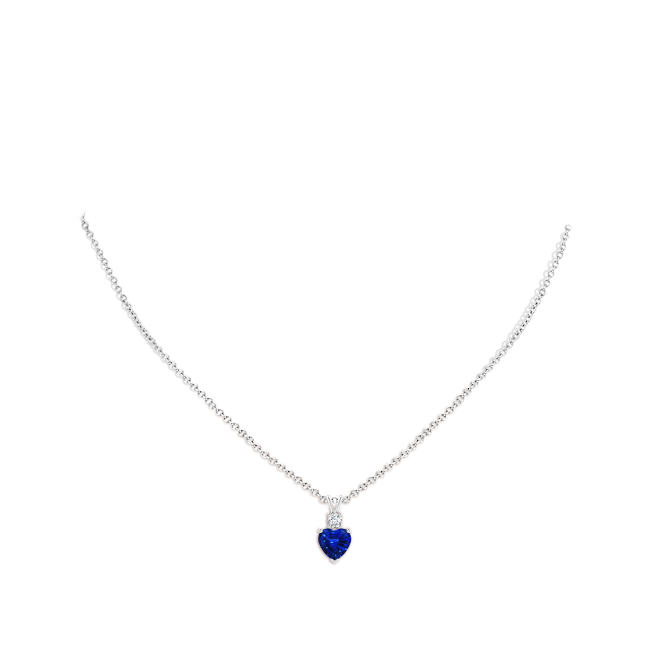7mm AAAA Heart-Shaped Sapphire Rabbit Ear Bale Pendant in P950 Platinum body-neck