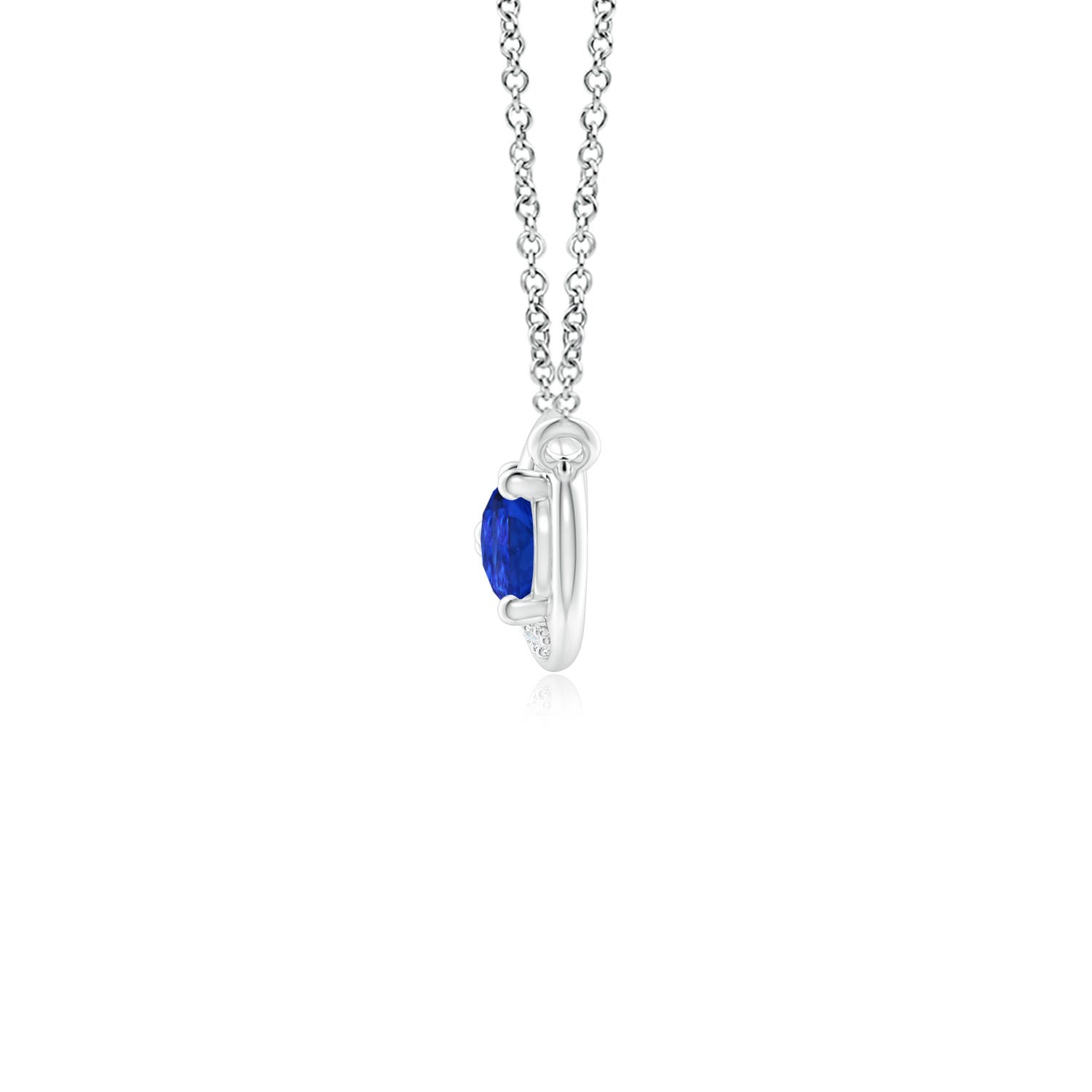 AAA - Tanzanite / 0.78 CT / 14 KT White Gold