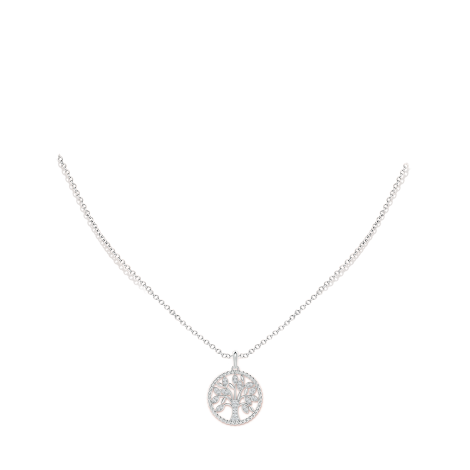 1.3mm GVS2 Two Tone Effect Tree of Life Diamond Pendant with Twisted Rope Halo in White Gold pen