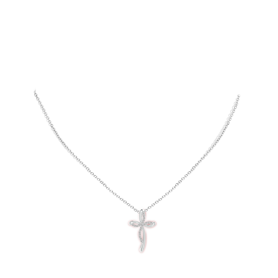 1.2mm IJI1I2 Diamond Ribbon Cross Pendant in 18K White Gold pen