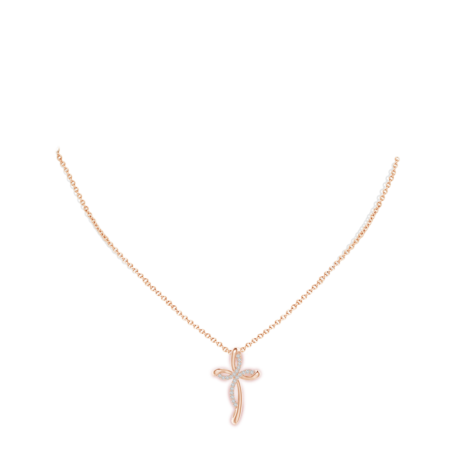 1.3mm HSI2 Diamond Ribbon Cross Pendant in Rose Gold pen