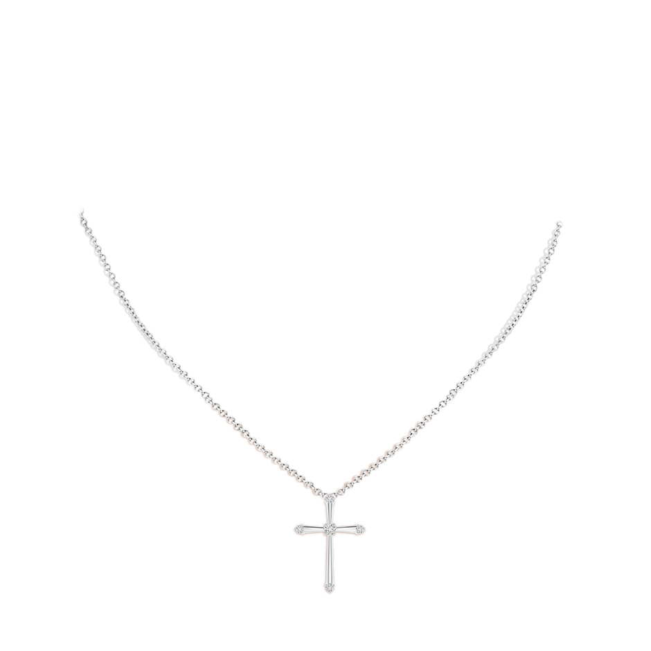 2.3mm HSI2 Classic Diamond Budded Cross Pendant in White Gold pen