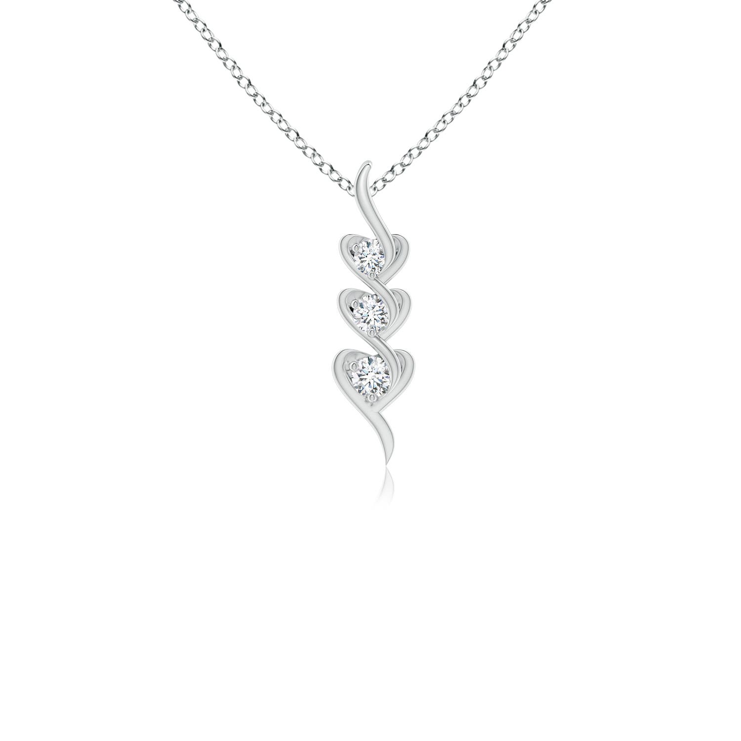 2.7mm GVS2 Three Stone Diamond Heart Pendant in P950 Platinum