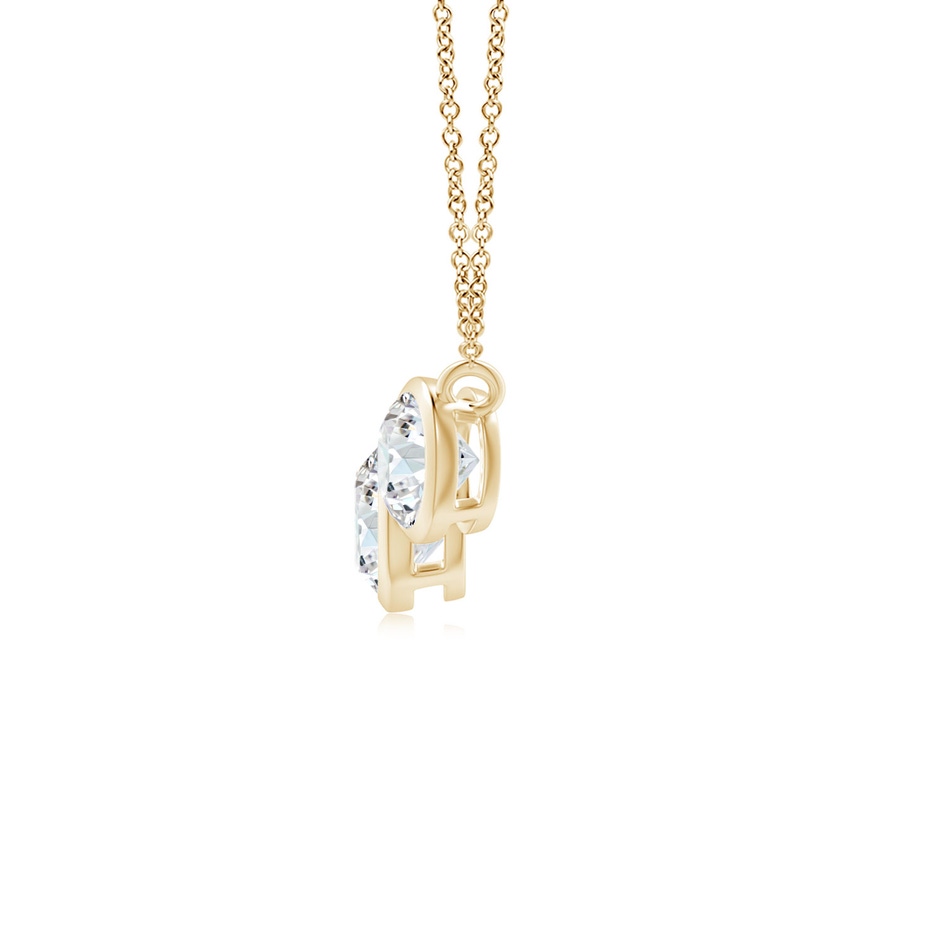4.2mm GVS2 Three Stone Bezel-Set Round Diamond Pendant in Yellow Gold side 199