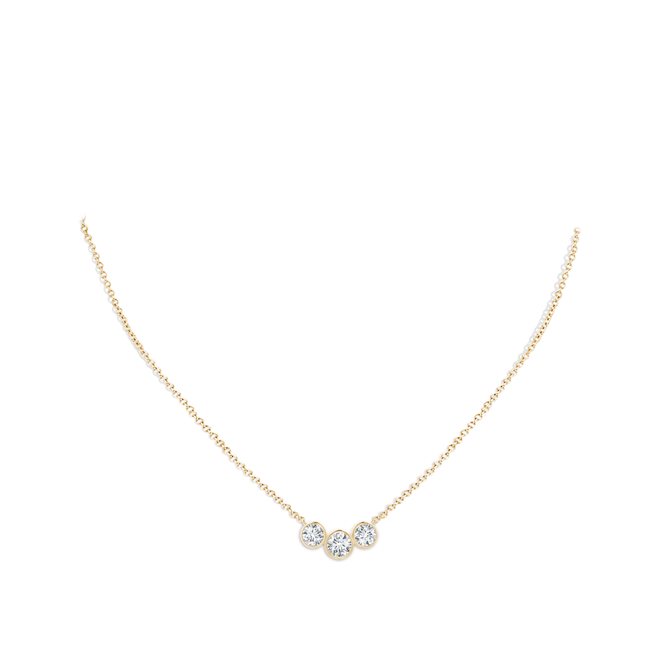 4.2mm GVS2 Three Stone Bezel-Set Round Diamond Pendant in Yellow Gold pen