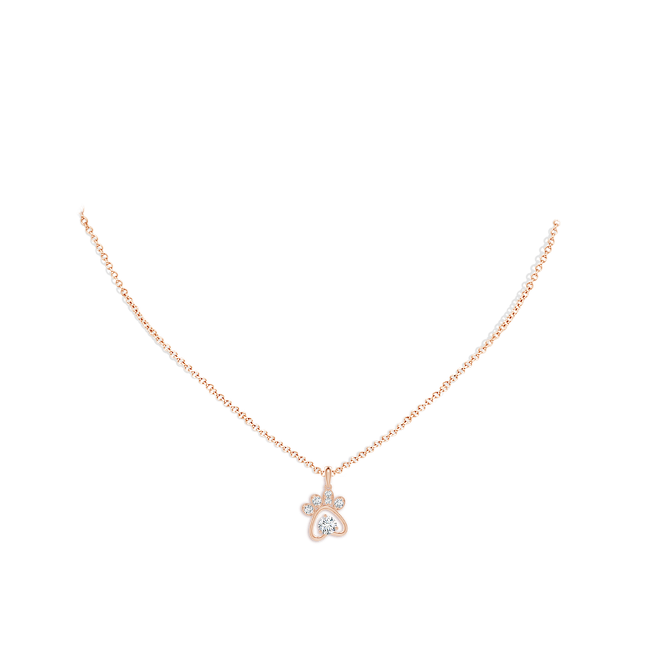 4mm GVS2 Diamond Paw Print Pendant in 10K Rose Gold pen