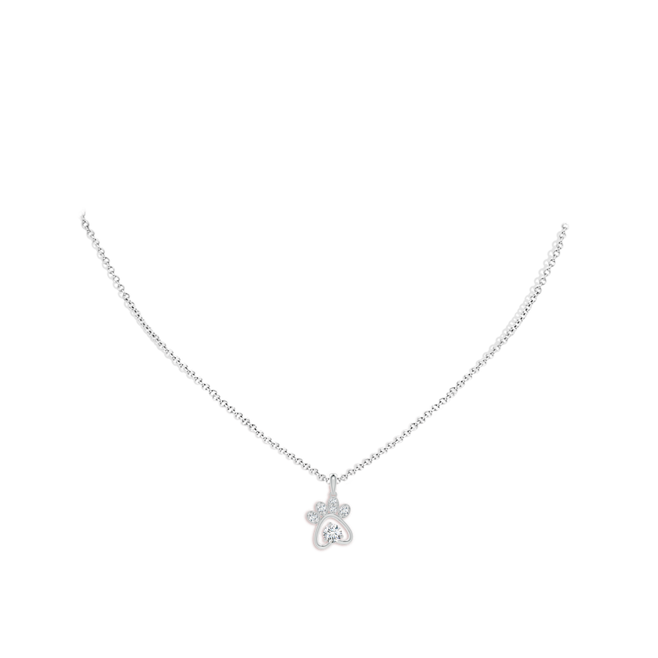 4mm GVS2 Diamond Paw Print Pendant in P950 Platinum pen