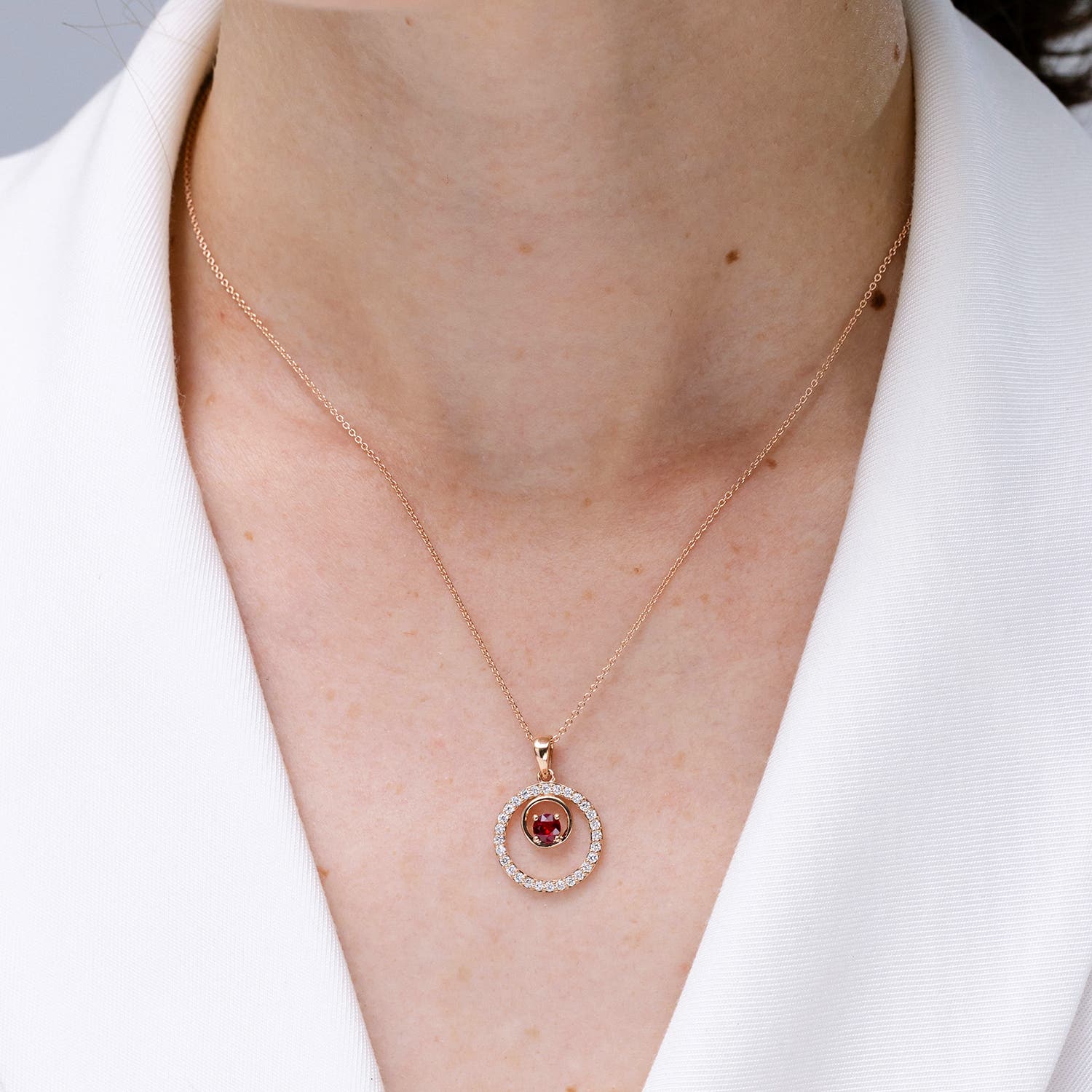 SP2075RD GIA_Certificate - lifestyle 5