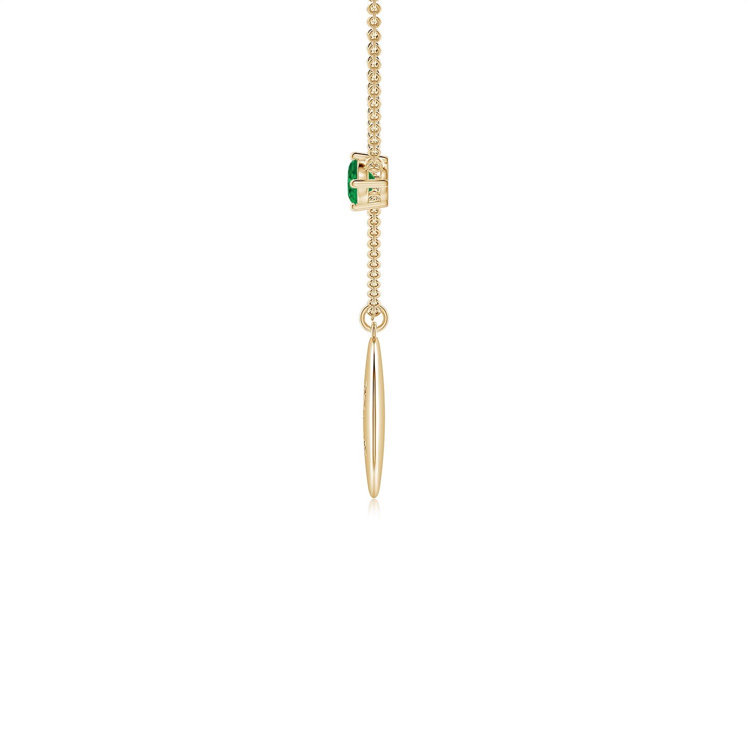 4mm AAA Emerald Taurus Constellation Medallion Pendant in Yellow Gold