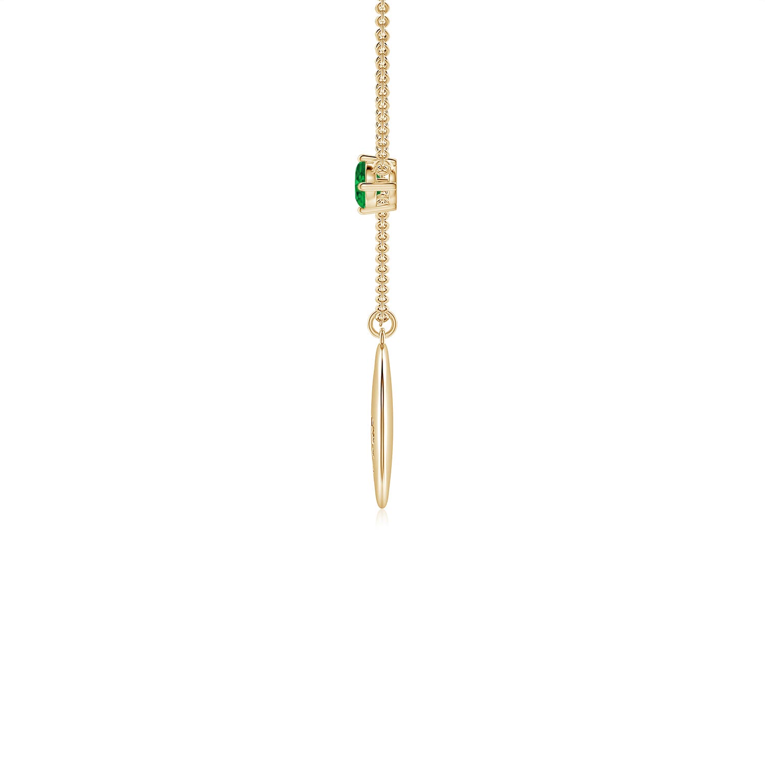 AAA - Emerald / 0.33 CT / 14 KT Yellow Gold