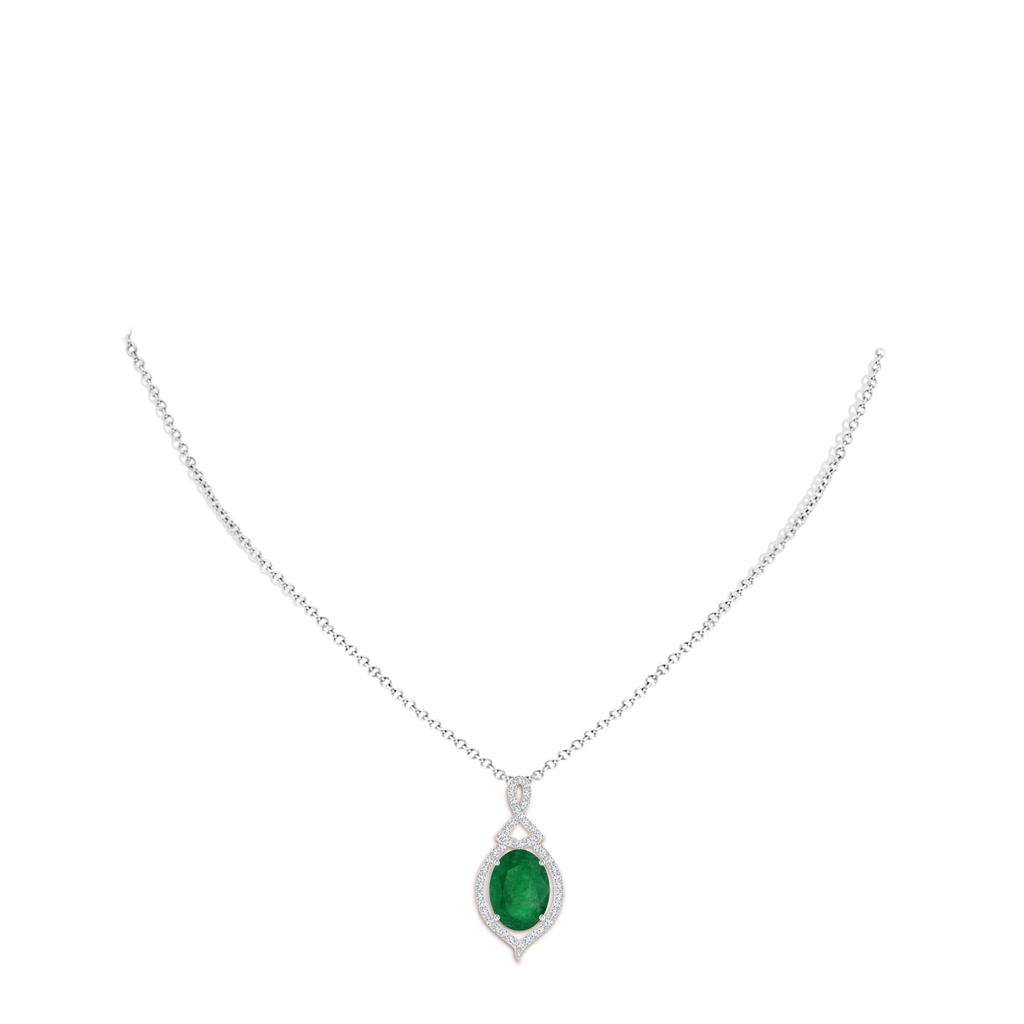 13.16x9.69x5.86mm AA GIA Certified Oval Emerald Pendant With Diamond Halo in White Gold pen