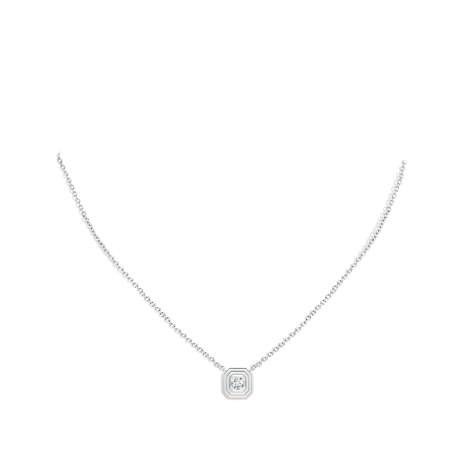 4.1mm GVS2 Flush-Set Round Diamond Concentric Octagon Pendant in White Gold pen