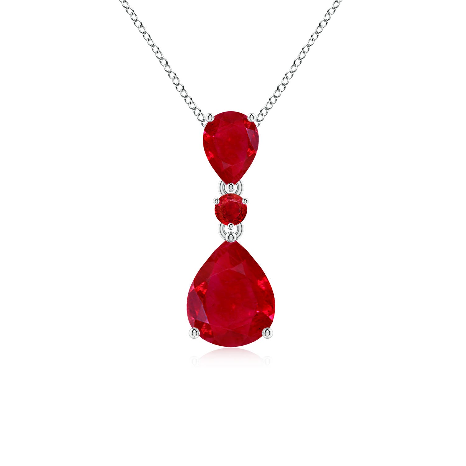 AAA - Ruby / 3.65 CT / 14 KT White Gold