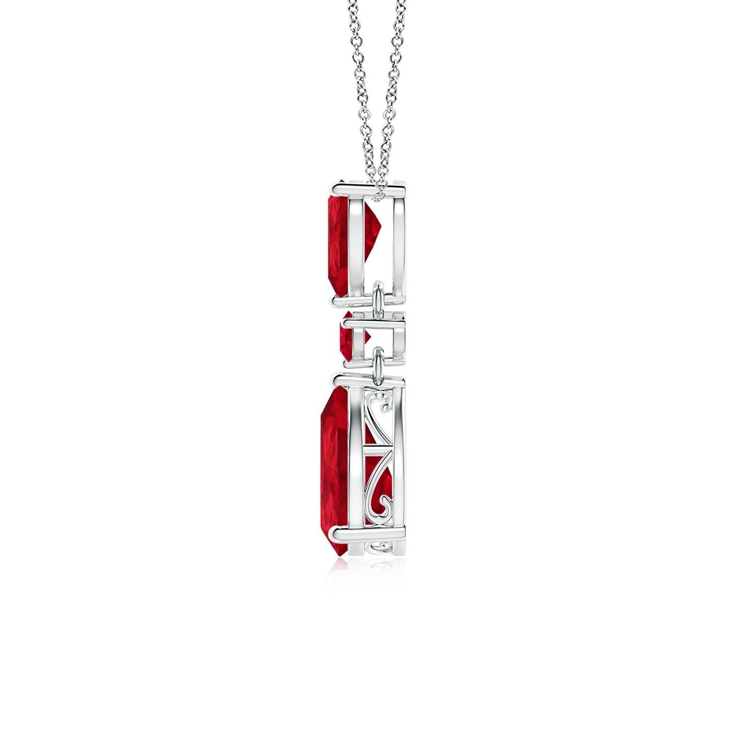 AAA - Ruby / 3.65 CT / 14 KT White Gold