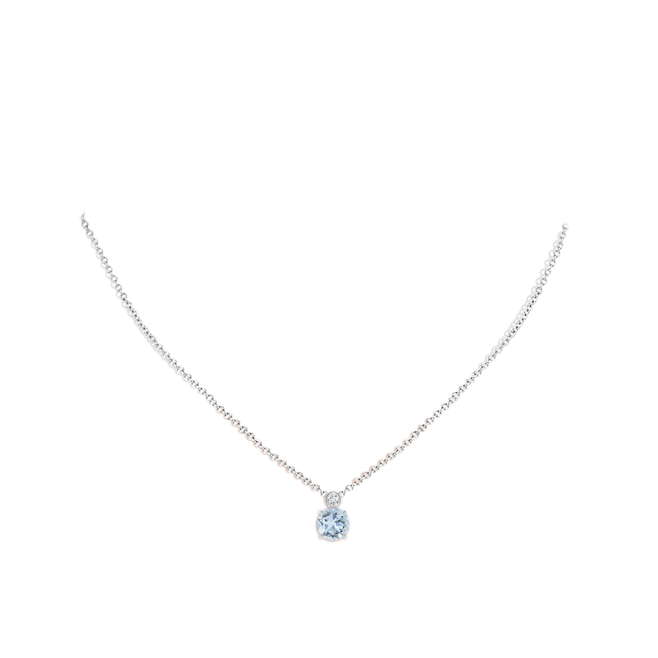 7mm A Round Aquamarine Pendant with Bezel-Set Diamond in P950 Platinum pen