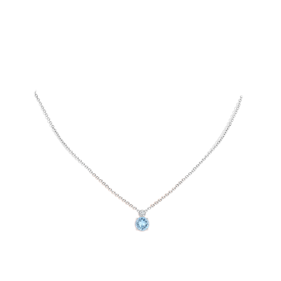 7mm AAA Round Aquamarine Pendant with Bezel-Set Diamond in White Gold pen