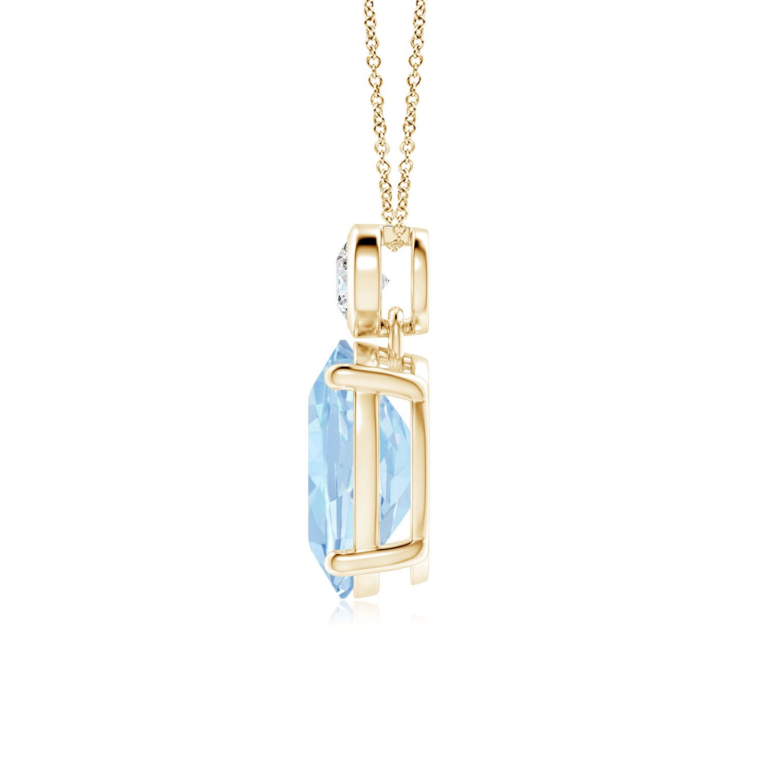 AA - Aquamarine / 2.34 CT / 14 KT Yellow Gold