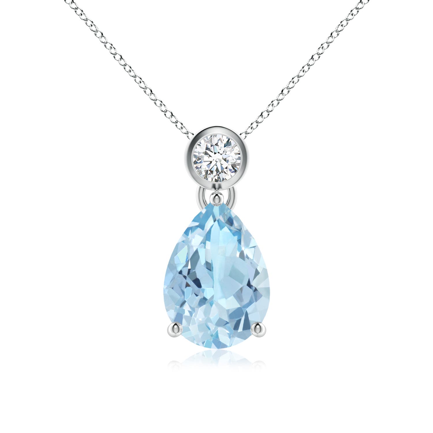 AAA - Aquamarine / 1.74 CT / 14 KT White Gold