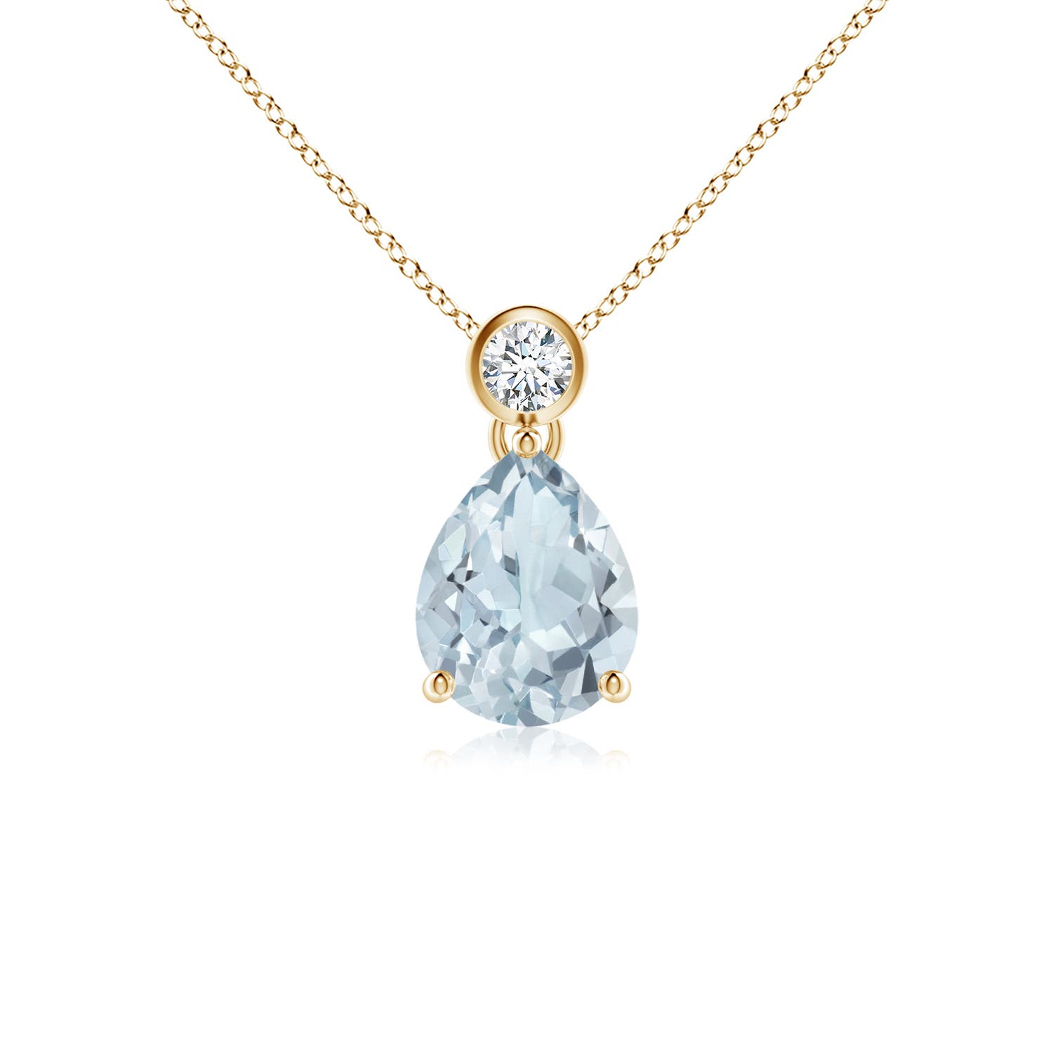 A - Aquamarine / 0.92 CT / 14 KT Yellow Gold