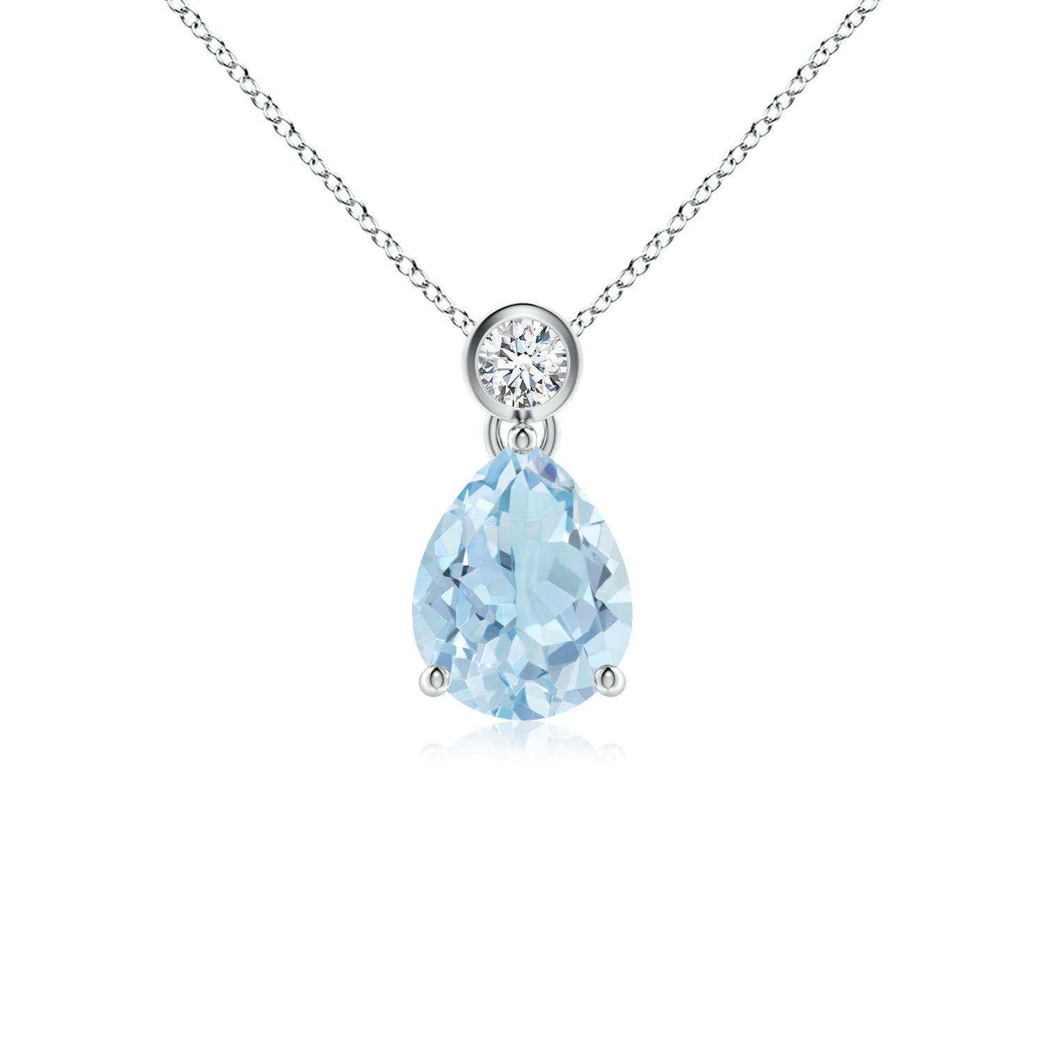 AA - Aquamarine / 0.92 CT / 14 KT White Gold